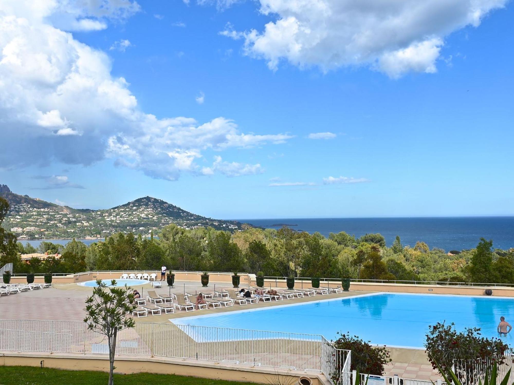 Apartment Village Cap Esterel - Le Village-81 By Interhome Saint-Raphaël Extérieur photo